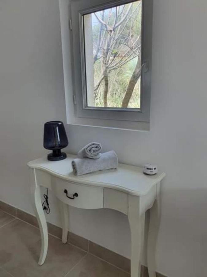 הוילה Saumane-de-Vaucluse … Et La Fourmi מראה חיצוני תמונה